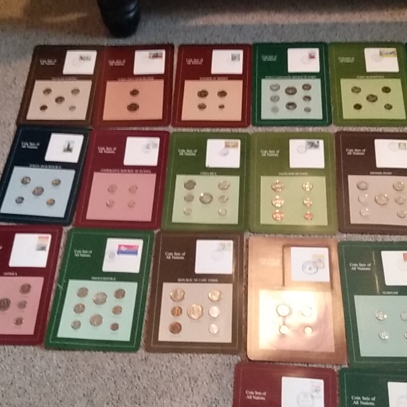 Franklin Mint Coin Sets. - Picture 4 of 4